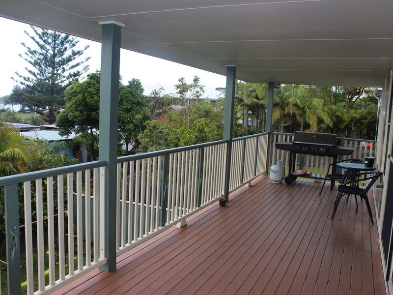 45 Bluegum Avenue, Sandy Beach NSW 2456