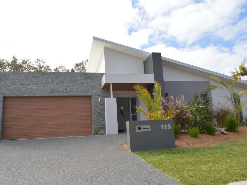 115 Bluff Road, Emerald Beach NSW 2456
