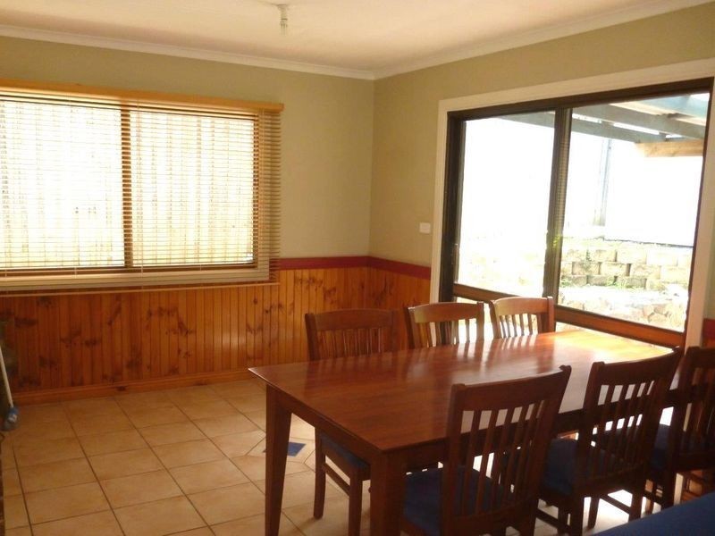 7 Killawarra Close, Safety Beach NSW 2456