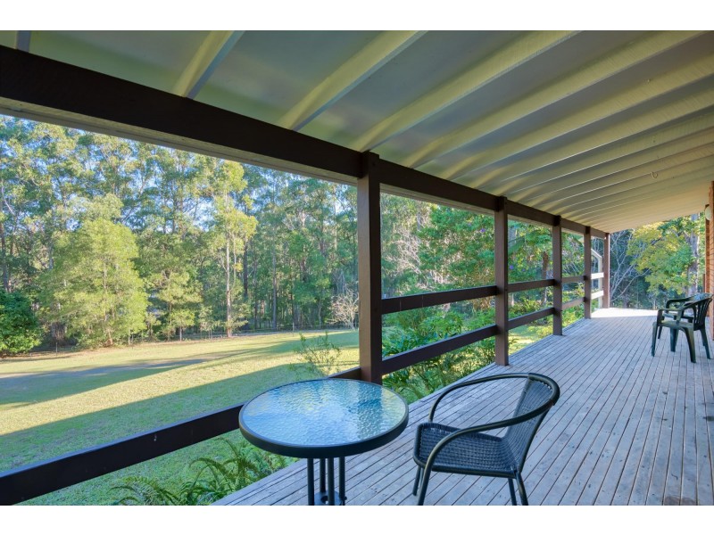 40 Skinner Close, Emerald Beach NSW 2456