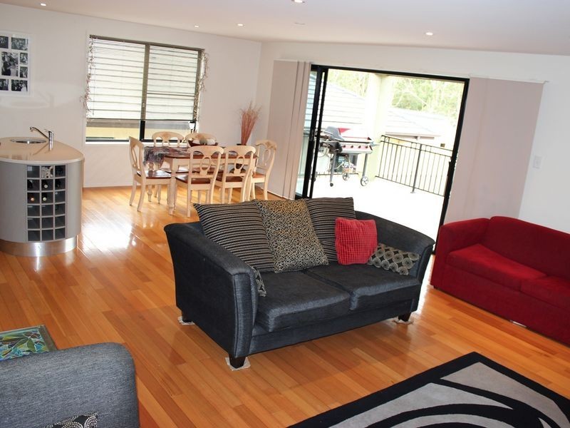 28 Mariner Drive, Safety Beach NSW 2456