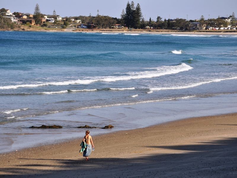 28 Mariner Drive, Safety Beach NSW 2456