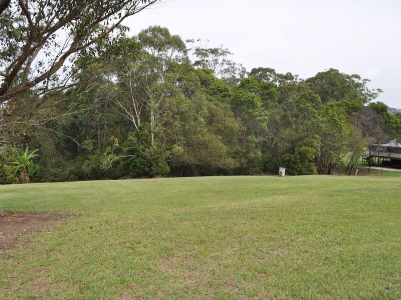 33 Newmans Road, Woolgoolga NSW 2456