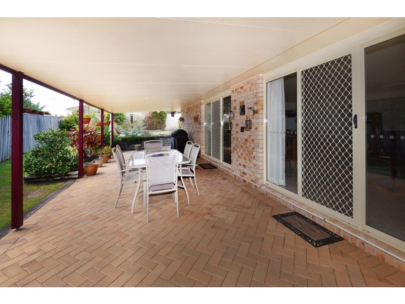 10 Ocean Links Close, Safety Beach NSW 2456