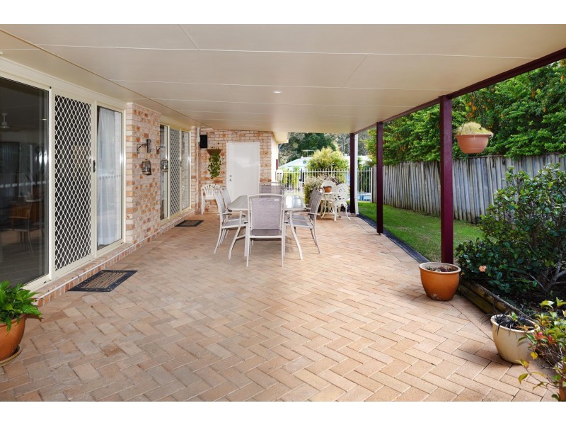 10 Ocean Links Close, Safety Beach NSW 2456