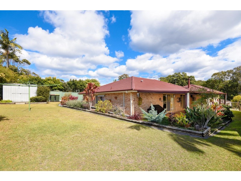 10 Ocean Links Close, Safety Beach NSW 2456