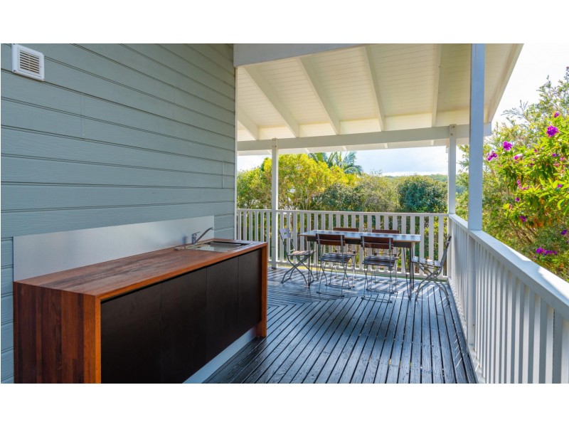 25 Sunset Avenue, Woolgoolga NSW 2456