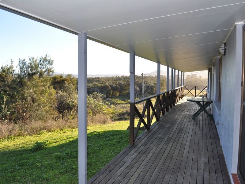77 Bluff Road, Emerald Beach NSW 2456