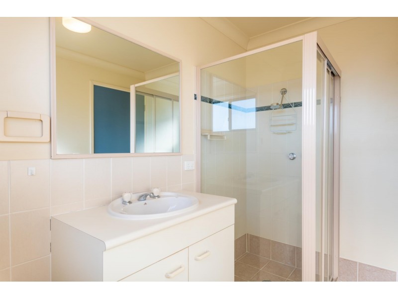 1/8 Lighthouse Crescent, Emerald Beach NSW 2456