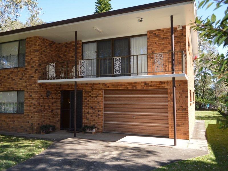 12 Sandys Beach Drive, Sandy Beach NSW 2456