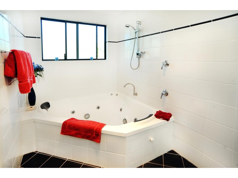 18 Maple Road, Sandy Beach NSW 2456