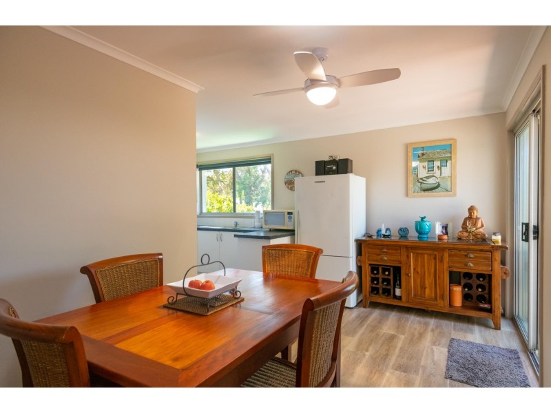 10 Fisherman Drive, Emerald Beach NSW 2456
