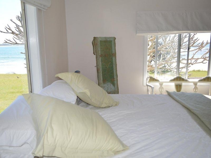 2 First Avenue, Arrawarra Headland NSW 2456