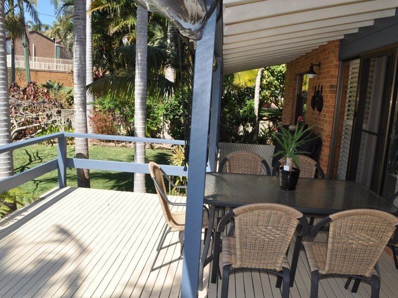 14 Ocean View Crescent, Emerald Beach NSW 2456