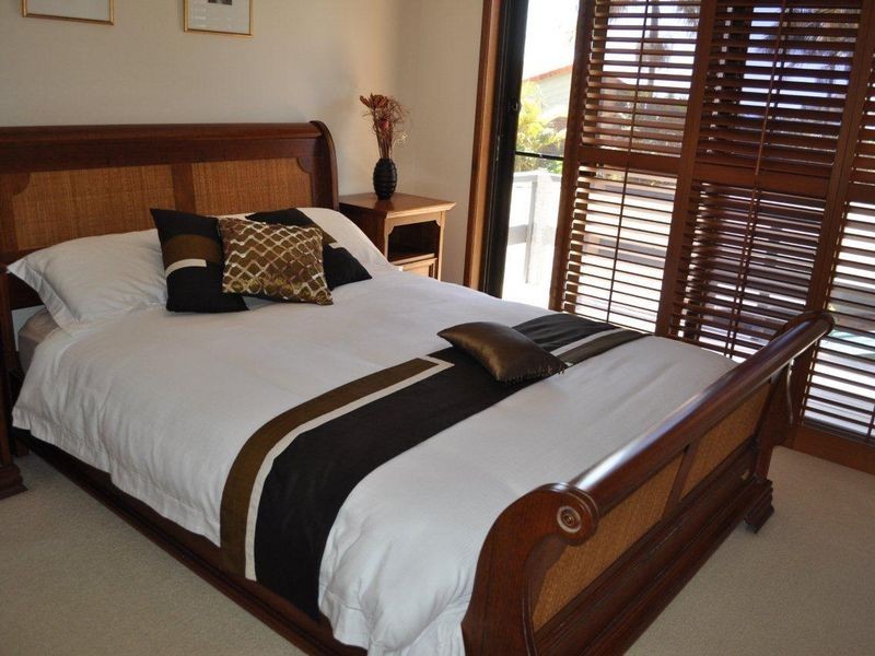 14 Ocean View Crescent, Emerald Beach NSW 2456