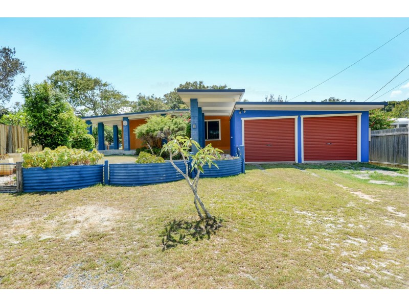 18 Martin Place, Red Rock NSW 2456