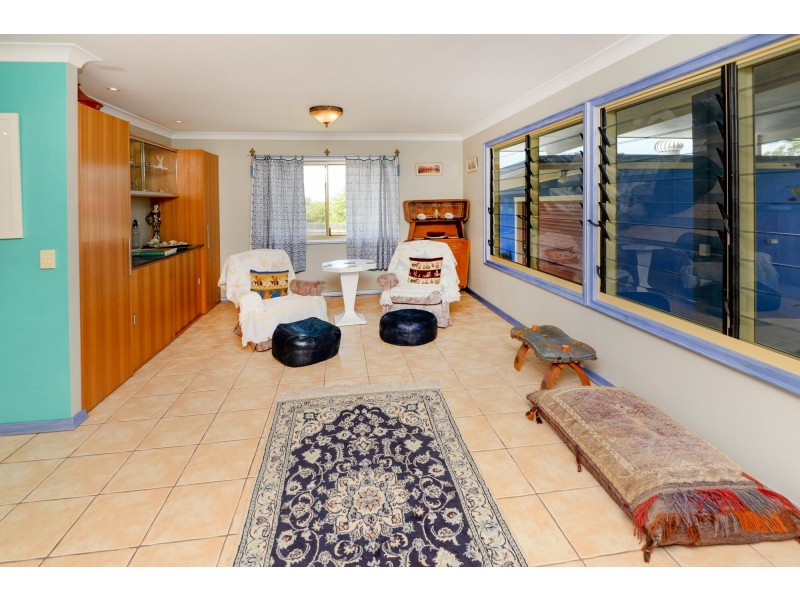 18 Martin Place, Red Rock NSW 2456
