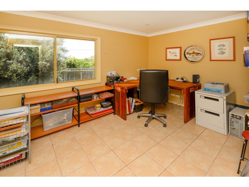 18 Martin Place, Red Rock NSW 2456