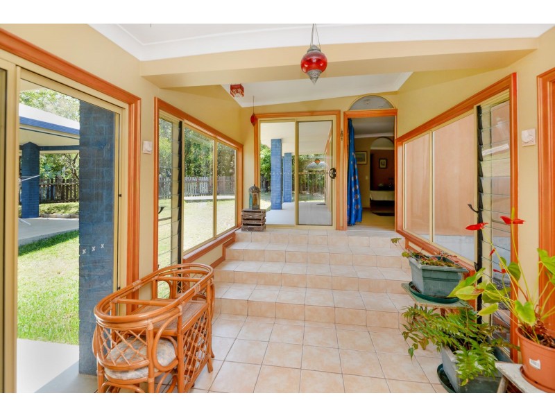 18 Martin Place, Red Rock NSW 2456