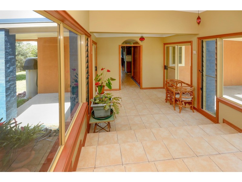 18 Martin Place, Red Rock NSW 2456