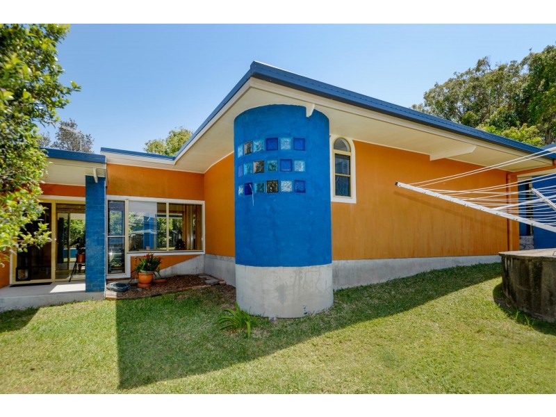 18 Martin Place, Red Rock NSW 2456