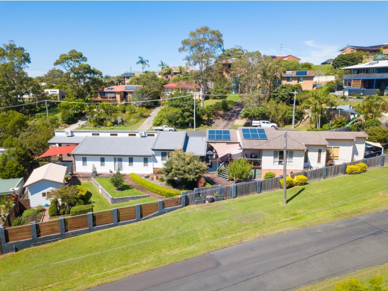 40 Safety Beach Drive, Safety Beach NSW 2456