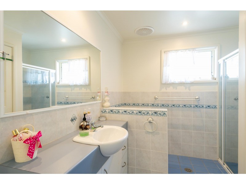 40 Safety Beach Drive, Safety Beach NSW 2456