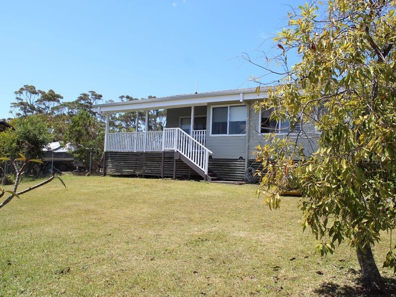 25 Sunset Avenue, Woolgoolga NSW 2456