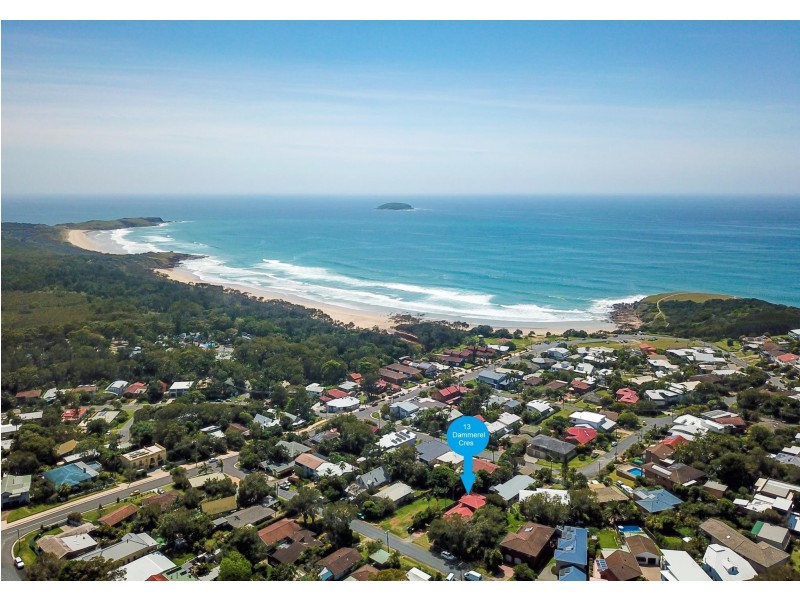 13 Dammerel Crescent, Emerald Beach NSW 2456