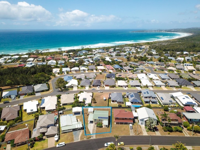 7 Burns Crescent, Corindi Beach NSW 2456