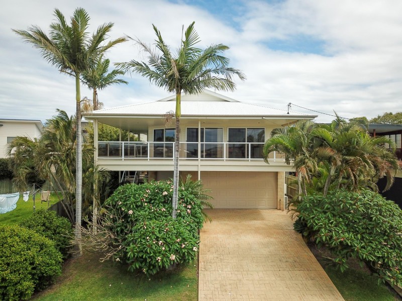 25 Ocean View Road, Arrawarra Headland NSW 2456