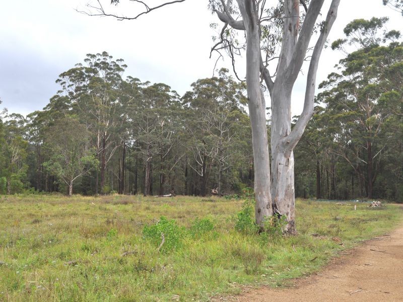Lot 211 Lake Russell Drive, Emerald Beach NSW 2456