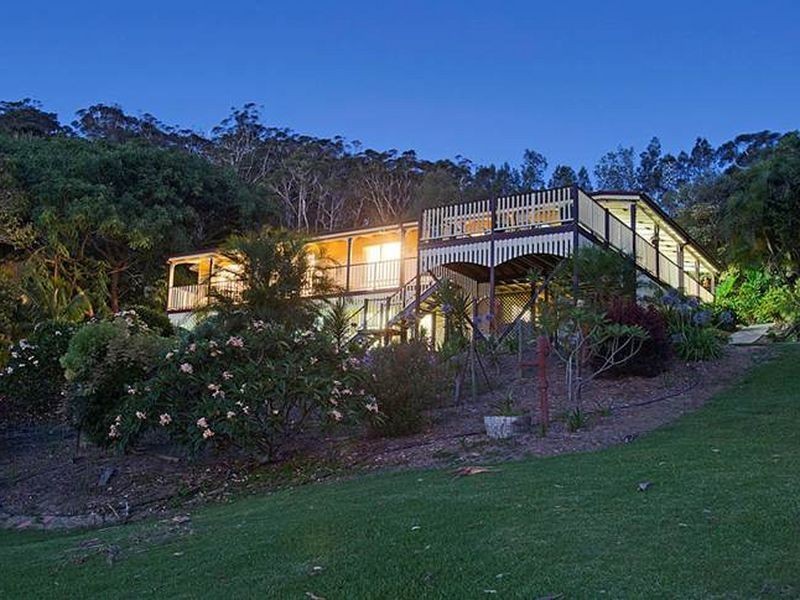 4 Jade Close, Emerald Beach NSW 2456