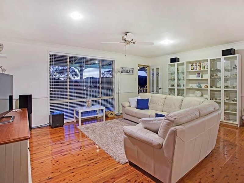 4 Jade Close, Emerald Beach NSW 2456