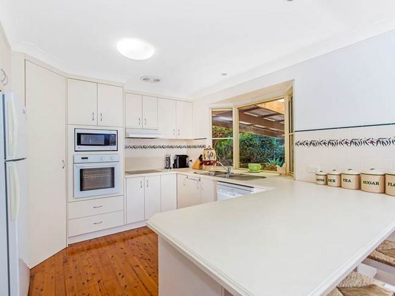 4 Jade Close, Emerald Beach NSW 2456