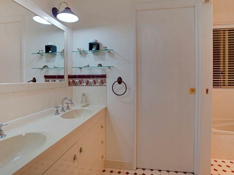 4 Jade Close, Emerald Beach NSW 2456