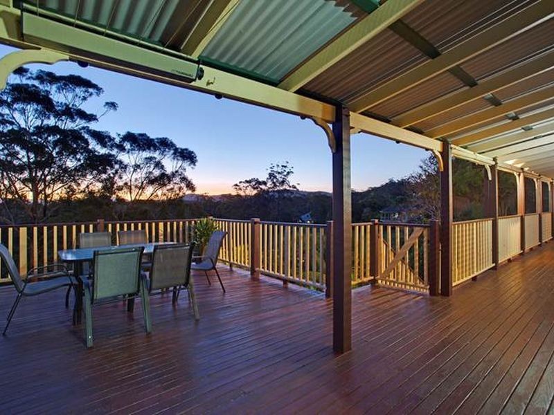 4 Jade Close, Emerald Beach NSW 2456