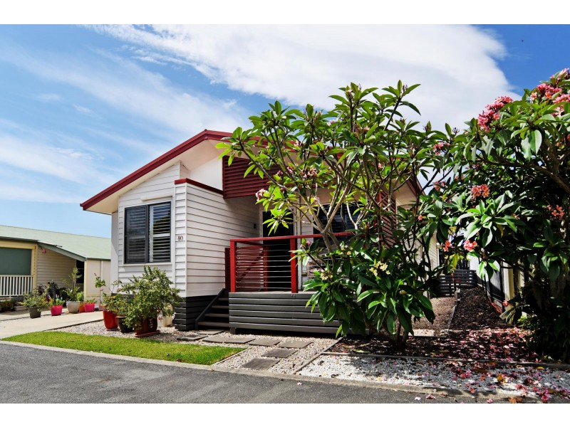 80/8 Hearnes Lake Road, The Pines, Woolgoolga NSW 2456