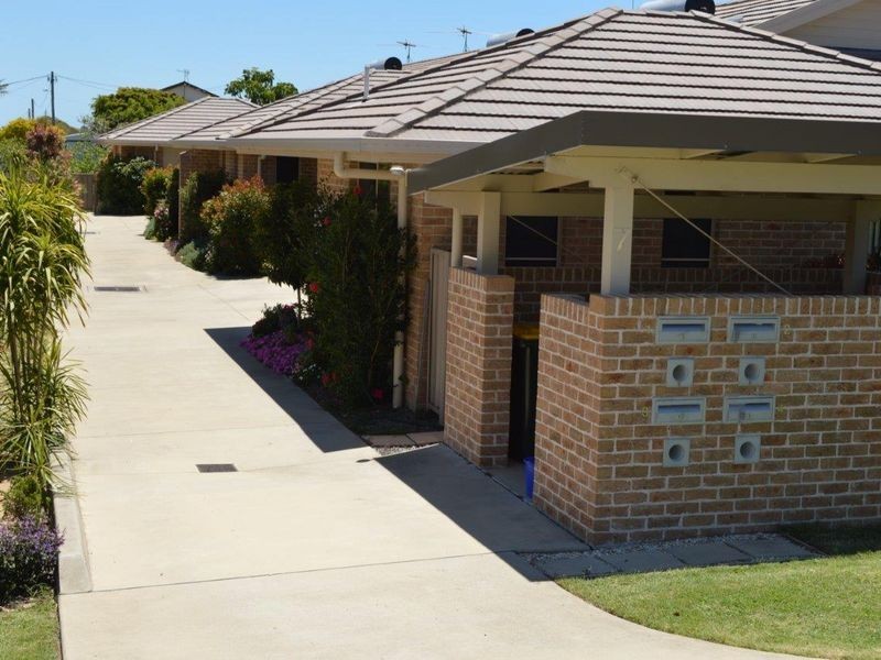 4/7 Nelson Street, Woolgoolga NSW 2456