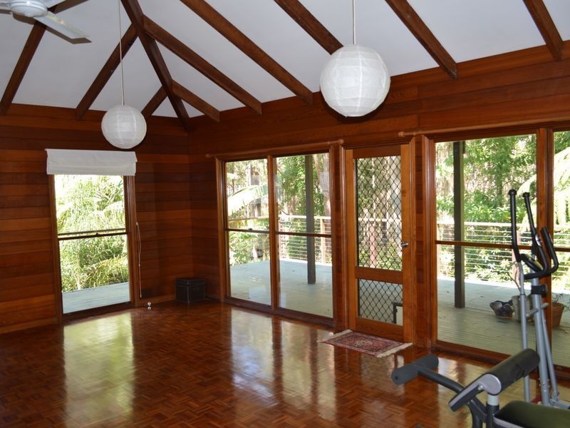 14 Young Street, Safety Beach NSW 2456