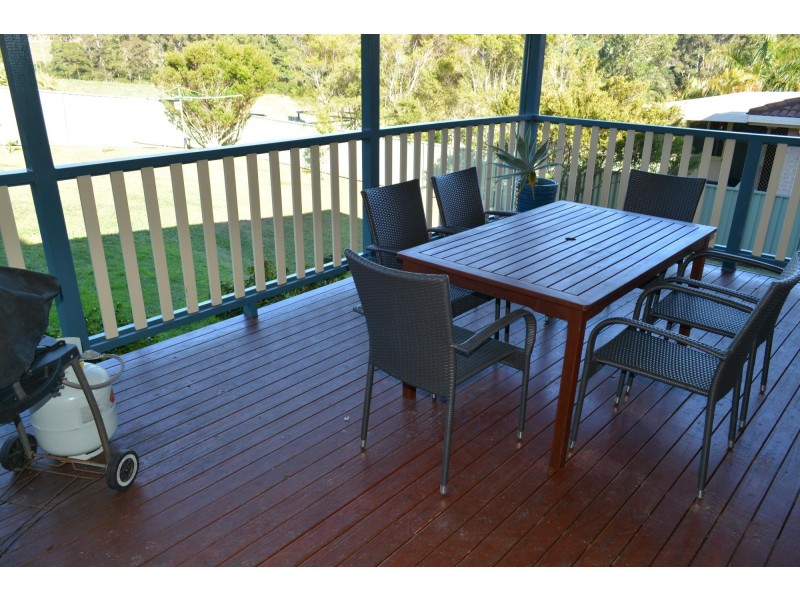 37 Ryan Crescent, Woolgoolga NSW 2456