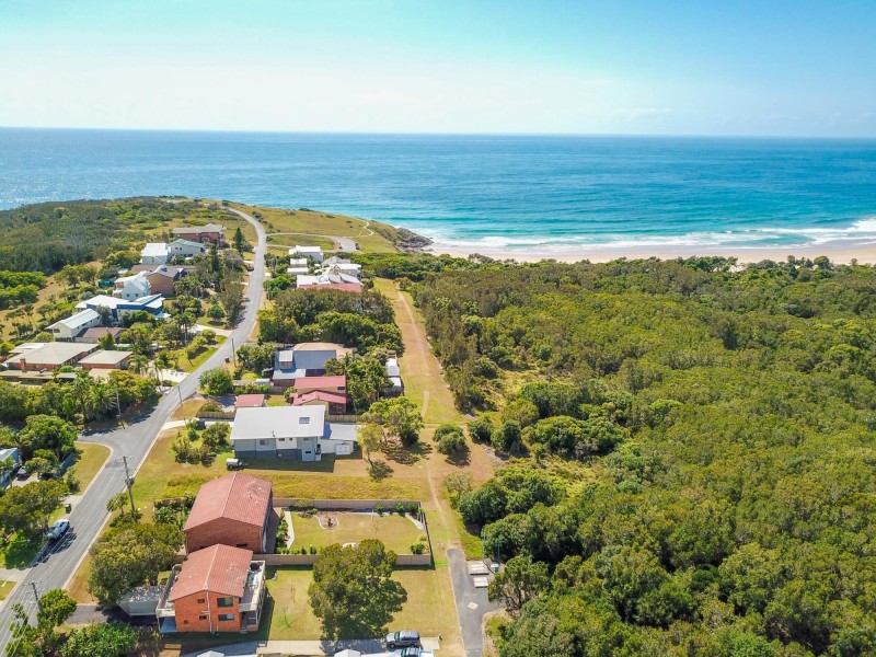 26 Headland Road, Arrawarra Headland NSW 2456