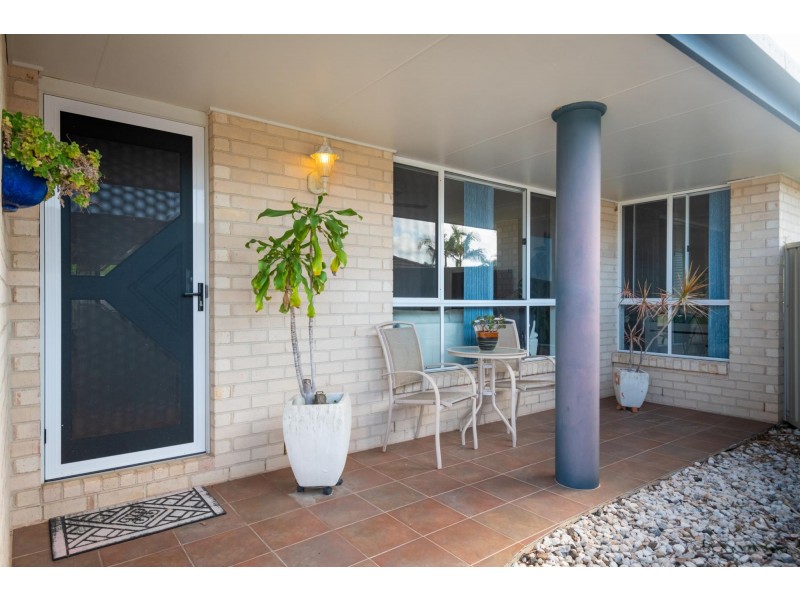 2/28 Melaleuca Avenue, Woolgoolga NSW 2456