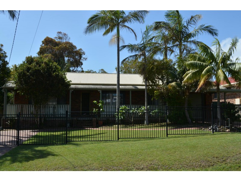 17 Redbox Crescent, Sandy Beach NSW 2456