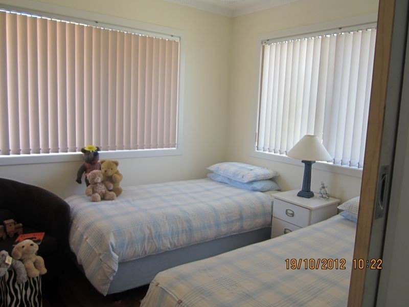 8 Ocean Street, Safety Beach NSW 2456