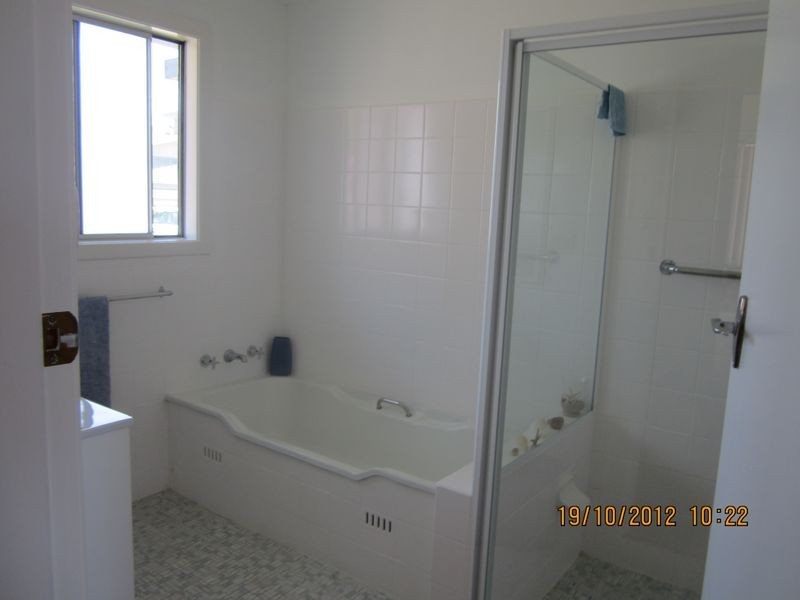8 Ocean Street, Safety Beach NSW 2456
