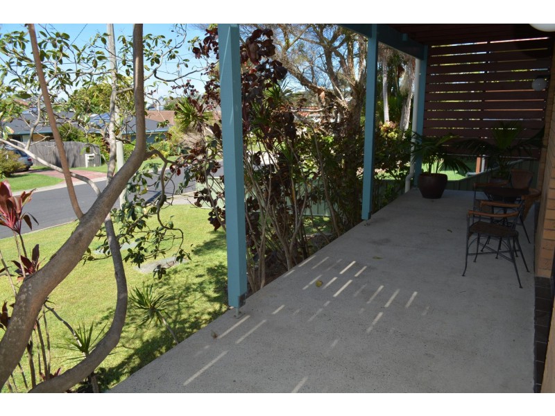 22 Bluegum Avenue, Sandy Beach NSW 2456