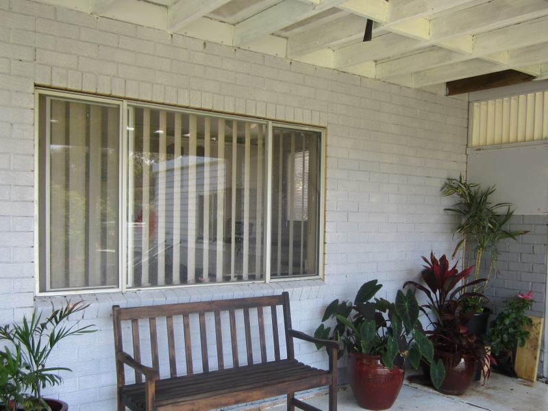 8 Ocean Street, Safety Beach NSW 2456