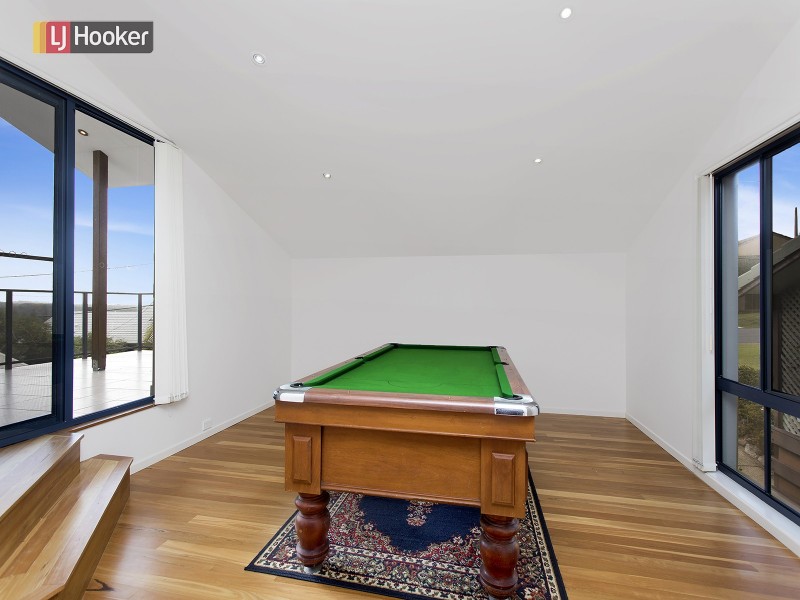 60 Dammerel Crescent, Emerald Beach NSW 2456