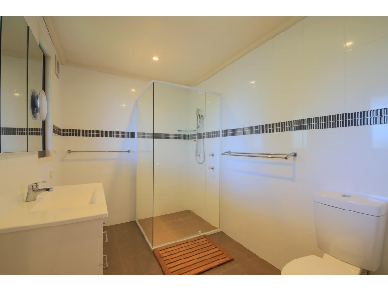 60 Dammerel Crescent, Emerald Beach NSW 2456